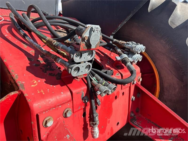 Versatile 976 4WD Tractor Tractoren