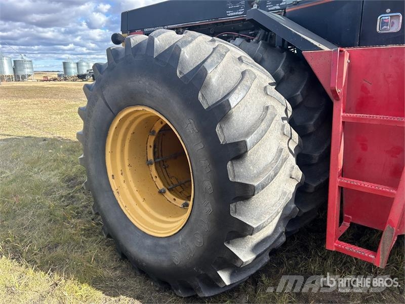 Versatile 976 4WD Tractor Tractoren