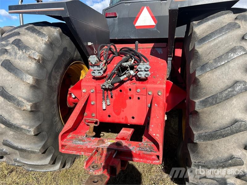 Versatile 976 4WD Tractor Tractoren