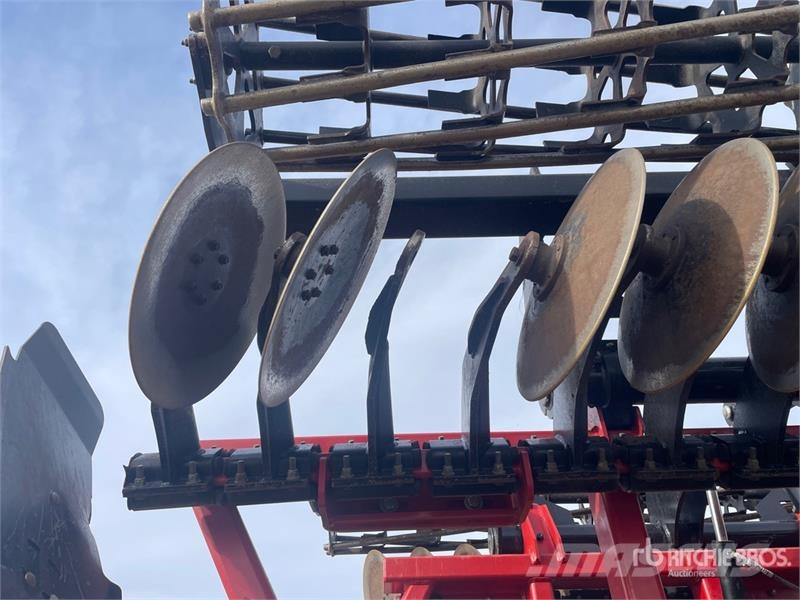 Versatile Fury HS 350 35 ft Tandem High-Speed Disc Randaalid