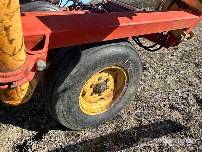 Versatile Noble 9500 36 ft Blade Plow Култиватори