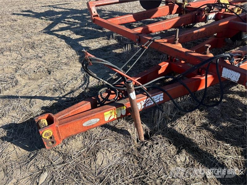 Versatile Noble 9500 36 ft Blade Plow Култиватори