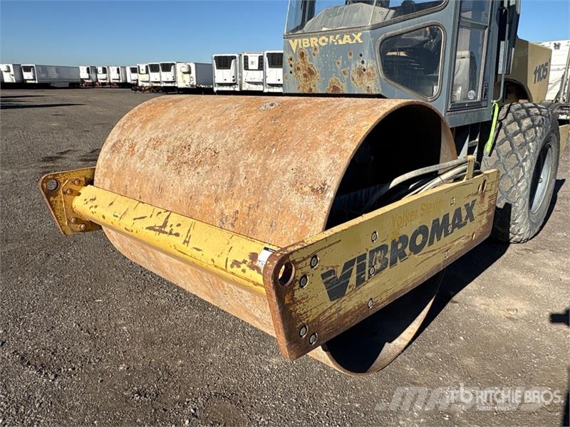 Vibromax W1105D Smooth Drum Compactor Ühe trumliga rullid
