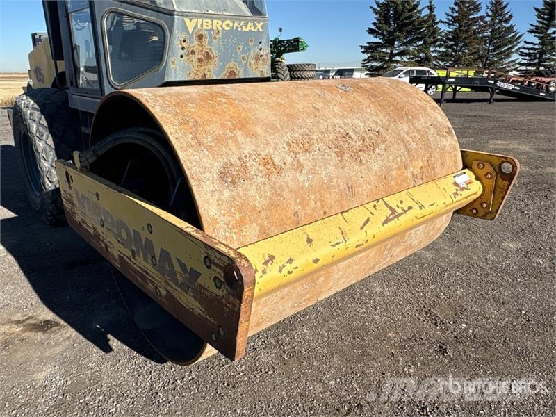 Vibromax W1105D Smooth Drum Compactor Ühe trumliga rullid
