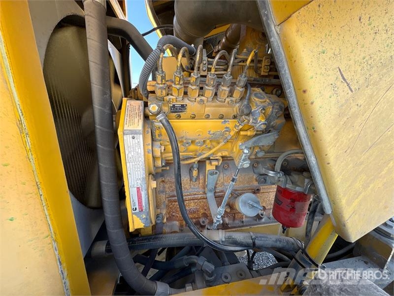 Vibromax W1105PD Padfoot Drum Compactor Ühe trumliga rullid
