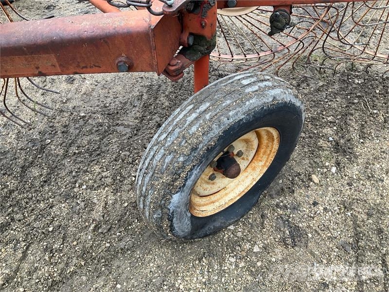 Vicon 6 Hay Rake Rakes and tedders