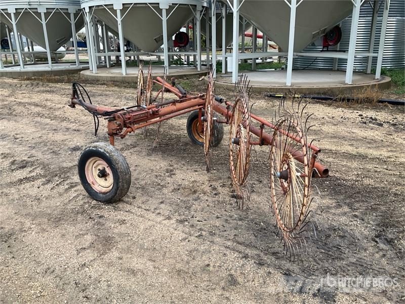 Vicon 6 Hay Rake Rakes and tedders