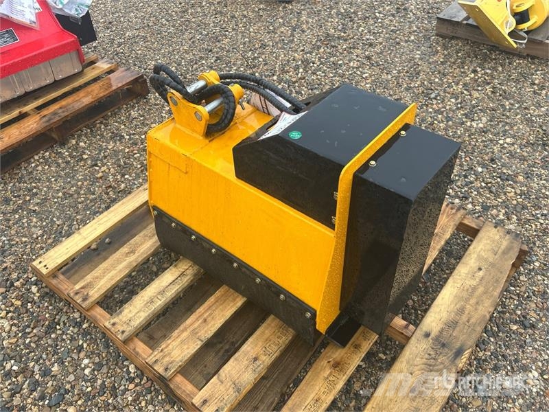 Vicsec VC-EBC32 24 in Mini Excavator Brush Cutter (Unused Otros componentes