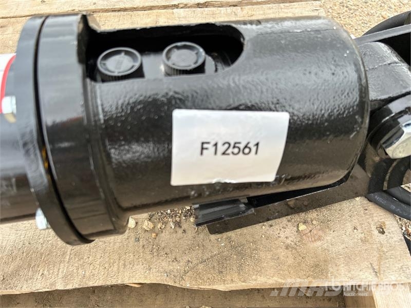 Vicsec VCAG400 16 in Excavator Auger - Fits 1 - 3 ton Exc Deliciler