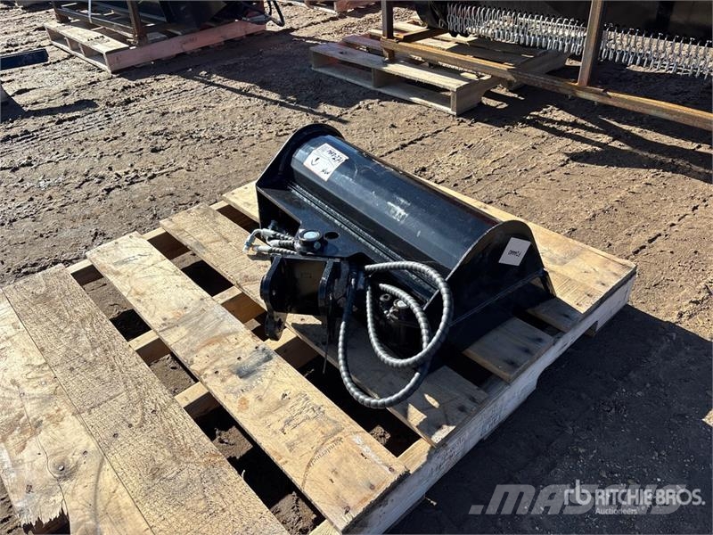 Vicsec VCT600 24 in Tilting Excavator Bucket (Unused) Kašike / Korpe