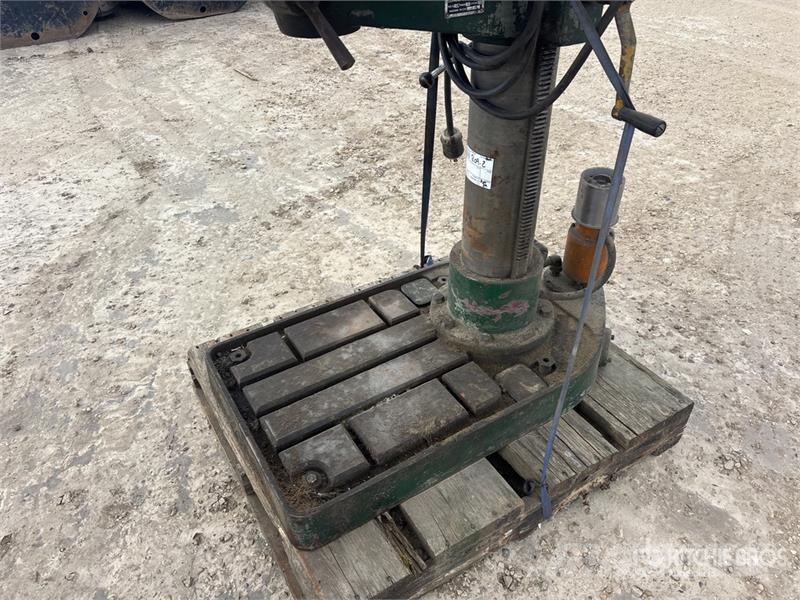 Victoria Progress 5E Industrial Drill Press معدات البناء - غير ذلك