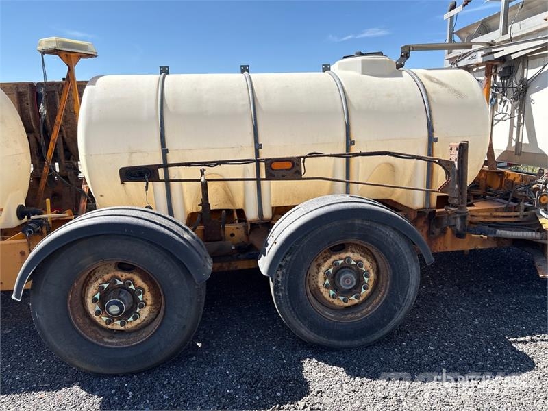 Viking-Cives T/A Snow Plow Trailer Outros Reboques