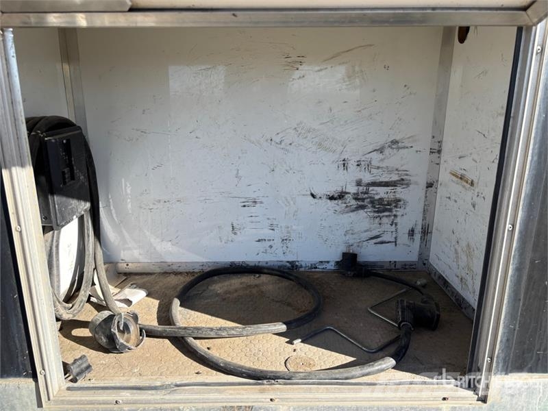  Vintage Trailers 38 ft Tri/A Gooseneck Enclosed Tr Prikolice zabojniki