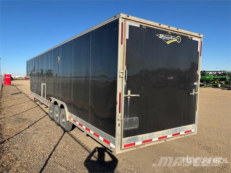 Vintage Trailers MLL SV44GTTA4 38 ft Tri/A Goosene Прицепы-фургоны