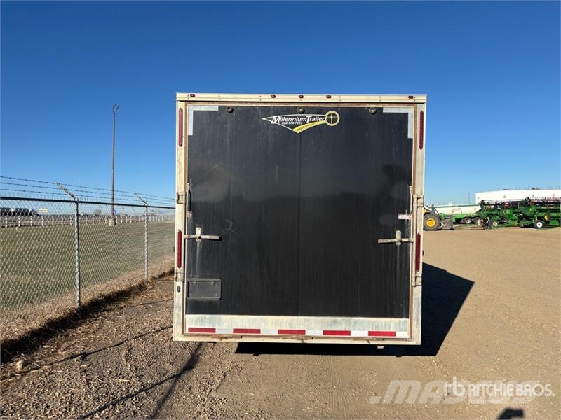 Vintage Trailers MLL SV44GTTA4 38 ft Tri/A Goosene Прицепы-фургоны