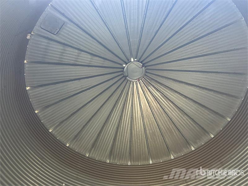  Viterra +/- 8000 bu 6 Ring Grain Bin Foredlings- og lagerhåndteringsutstyr - Annet