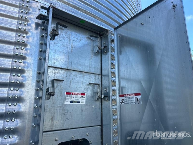  Viterra +/- 8000 bu 6 Ring Grain Bin Foredlings- og lagerhåndteringsutstyr - Annet