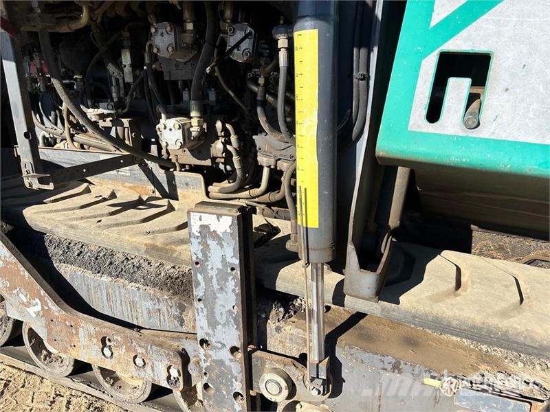 Vögele 5200 Track Asphalt Paver Asfalta klājēji