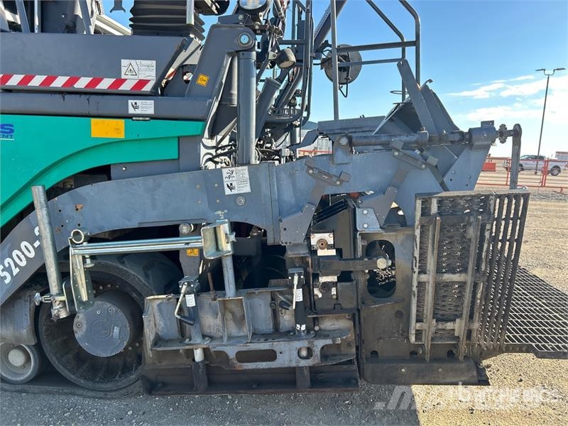 Vögele VISION 5200-2 Track Asphalt Paver Asfaltni finišeri