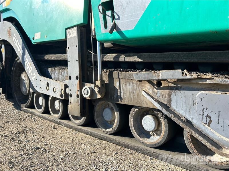 Vögele VISION 5200-2 Track Asphalt Paver Asfaltni finišeri