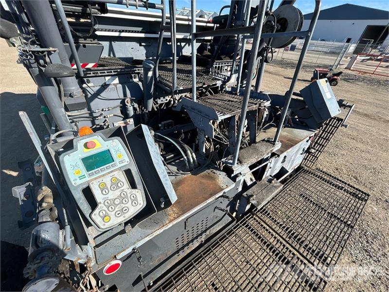 Vögele VISION 5200-2 Track Asphalt Paver Asfaltni finišeri