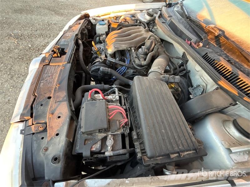 Volkswagen Golf Automobile Kistehergépjárművek