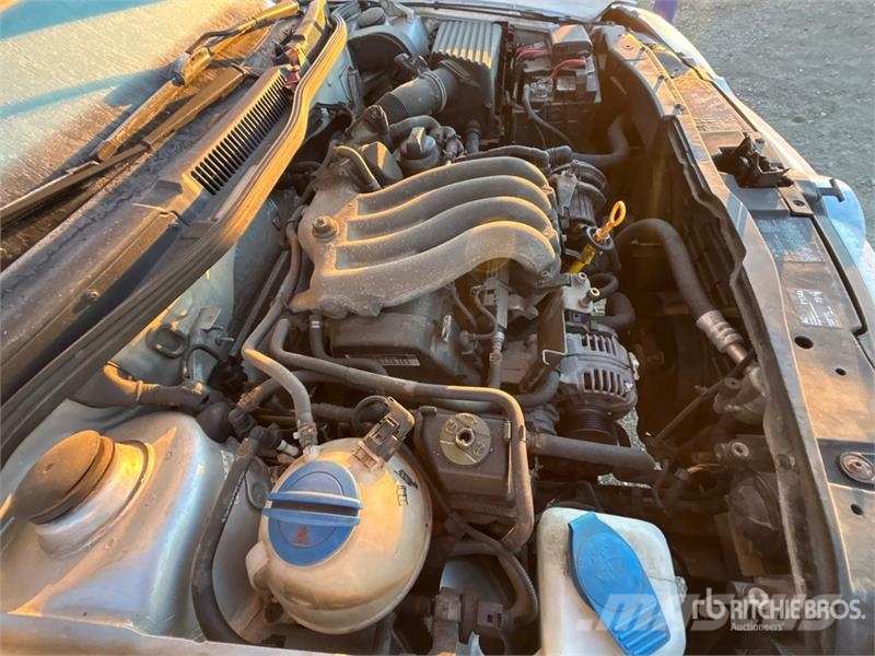 Volkswagen Golf Automobile Kistehergépjárművek