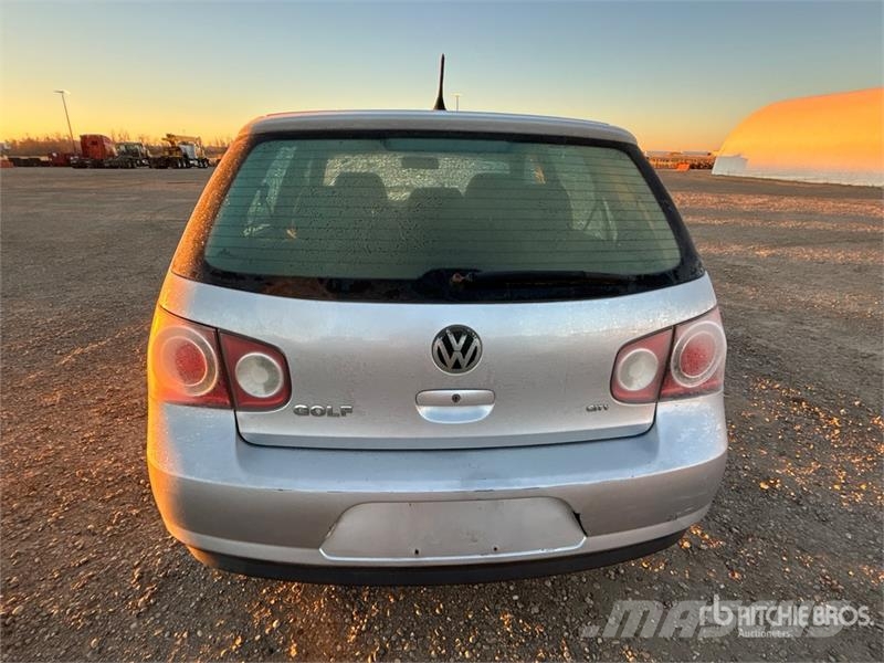 Volkswagen Golf Automobile Kistehergépjárművek
