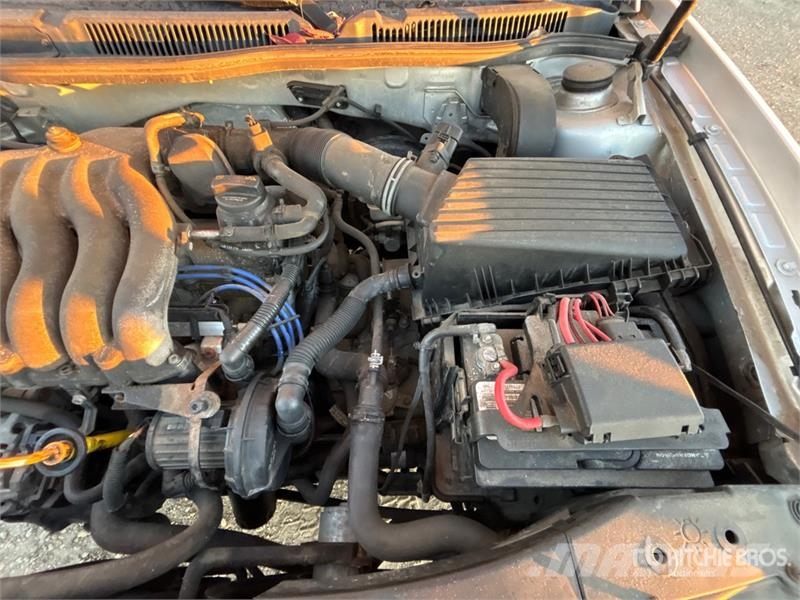Volkswagen Golf Automobile Kistehergépjárművek