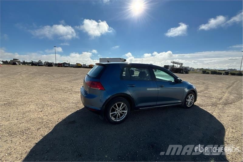 Volkswagen Golf TDI S Automobile Voiture
