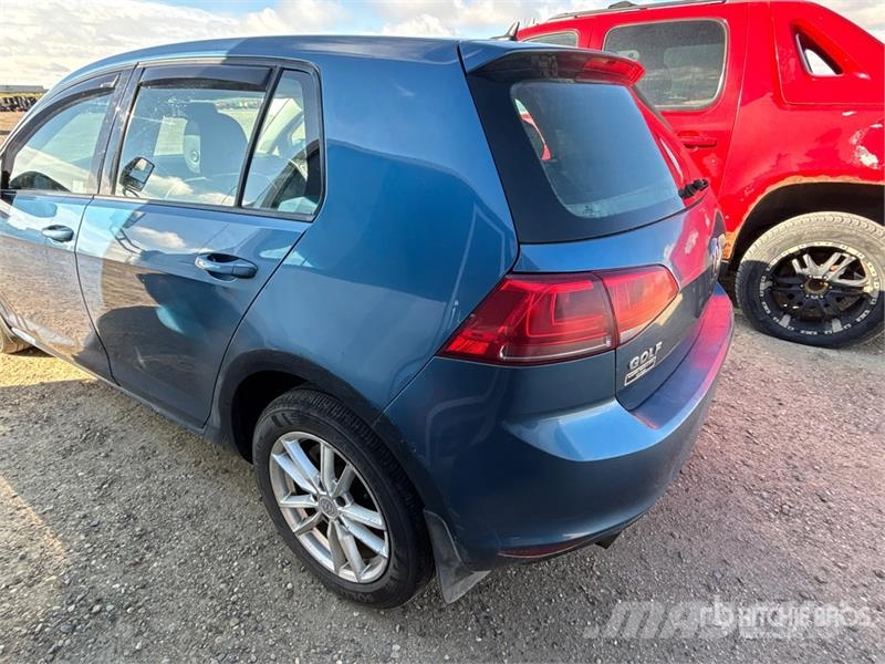 Volkswagen Golf TDI S Automobile Voiture