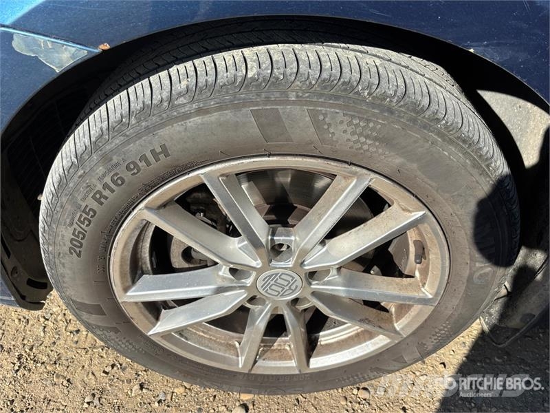 Volkswagen Golf TDI S Automobile Voiture