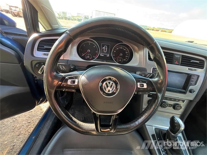 Volkswagen Golf TDI S Automobile Voiture