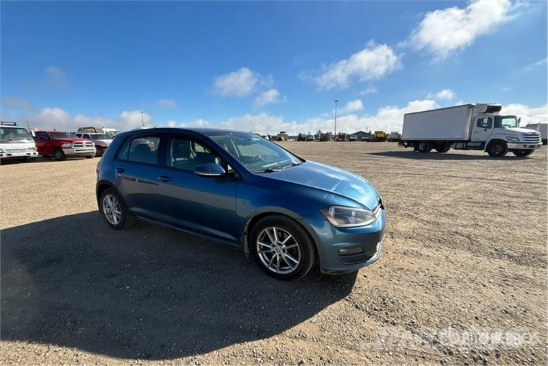 Volkswagen Golf TDI S Automobile Voiture