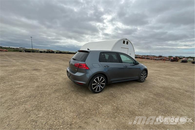Volkswagen Golf TSi TSI Automobile 汽車