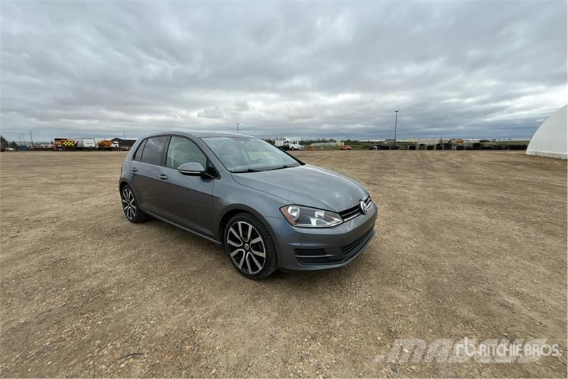 Volkswagen Golf TSi TSI Automobile 汽車