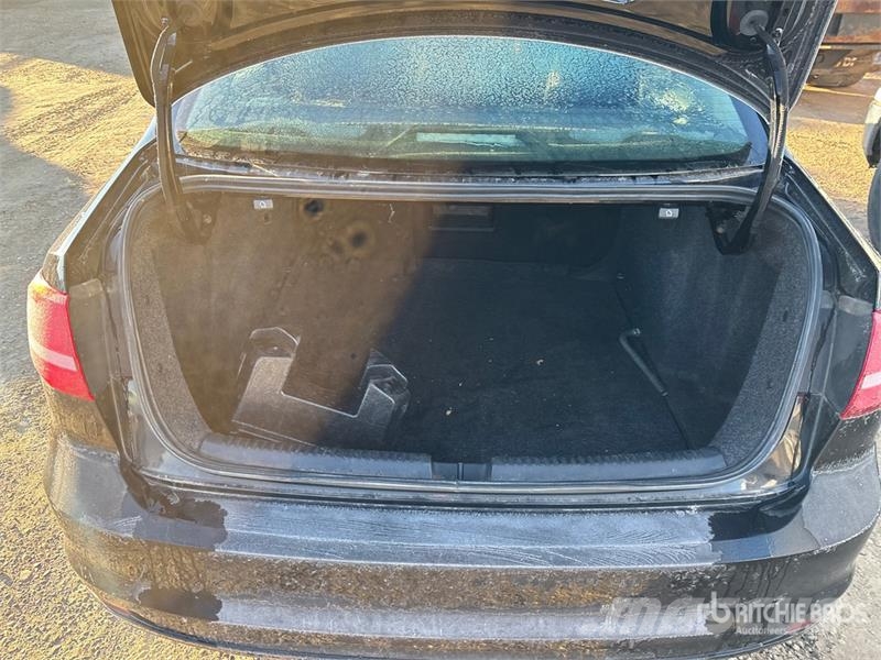 Volkswagen Jetta Automobile Avtomobili