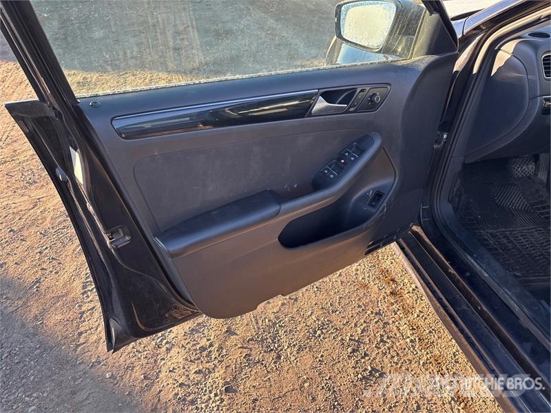 Volkswagen Jetta Automobile Avtomobili