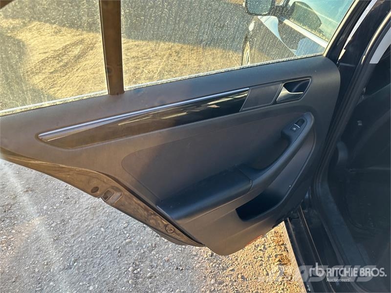 Volkswagen Jetta Automobile Avtomobili