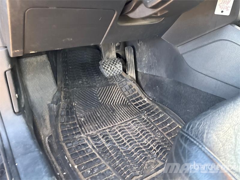 Volkswagen Jetta Automobile Avtomobili