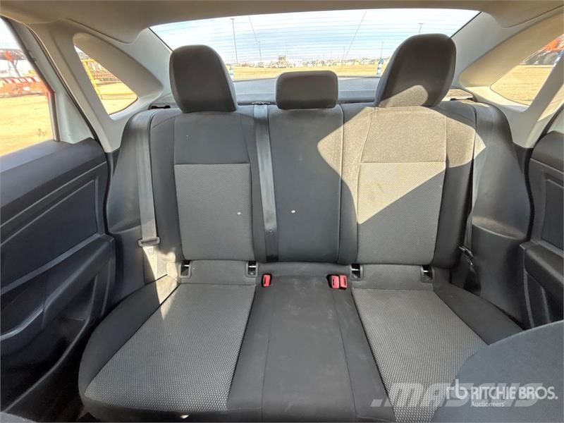 Volkswagen Jetta S Automobile Automobili