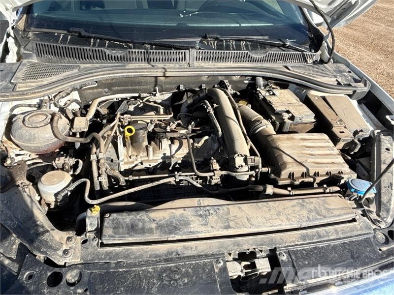 Volkswagen Jetta S Automobile Automobili