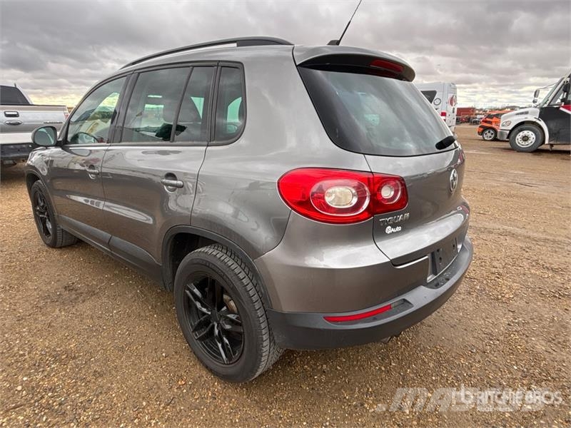 Volkswagen Tiguan AWD SUV Voiture