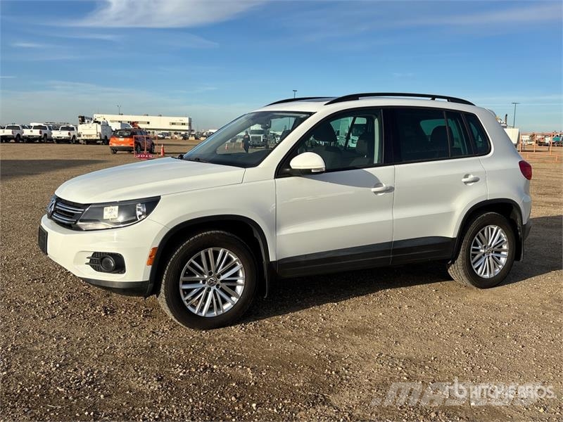 Volkswagen Tiguan SUV Cars