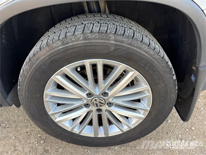 Volkswagen Tiguan SUV Cars