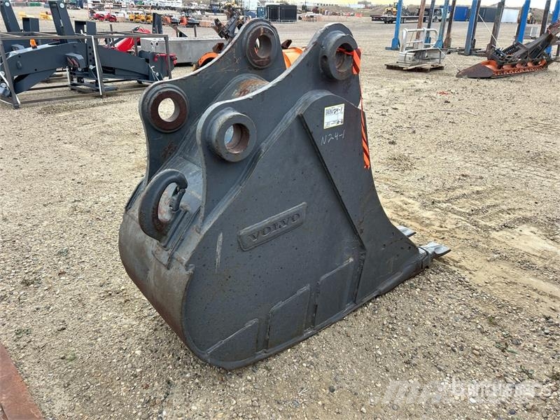 Volvo 24 in Digging Excavator Bucket - Fits 200 Series, Godet