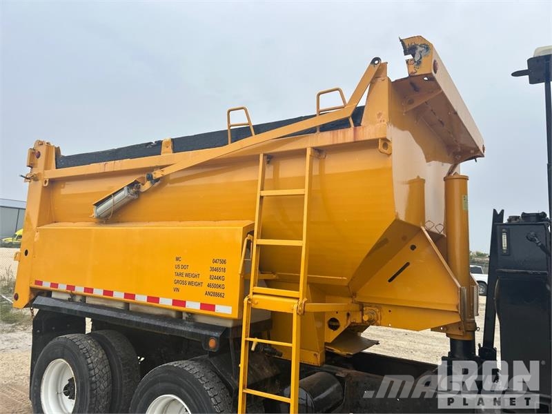 Volvo 6x4 T/A Dump Truck Kiper tovornjaki