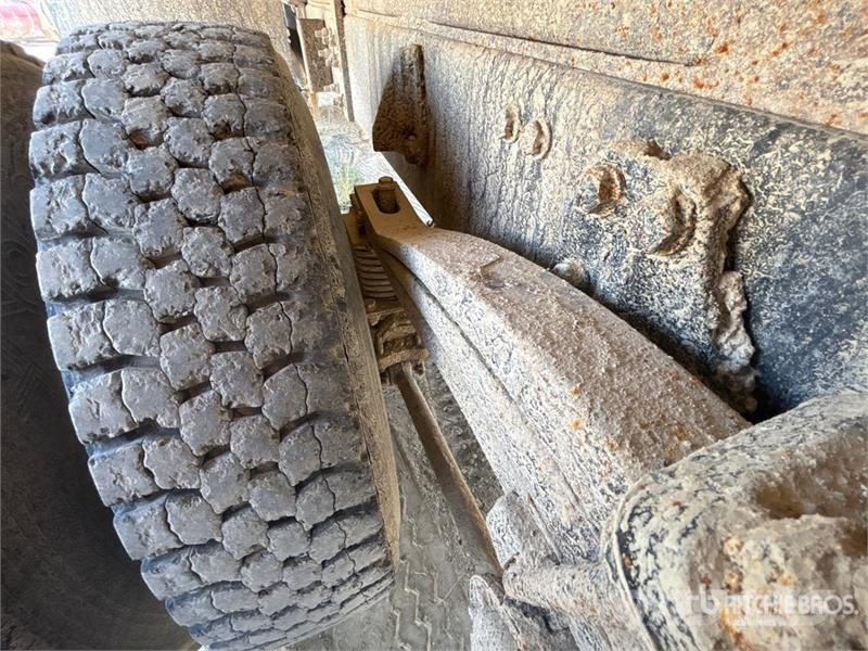 Volvo 6x4 T/A Dump Truck Caminhões basculantes