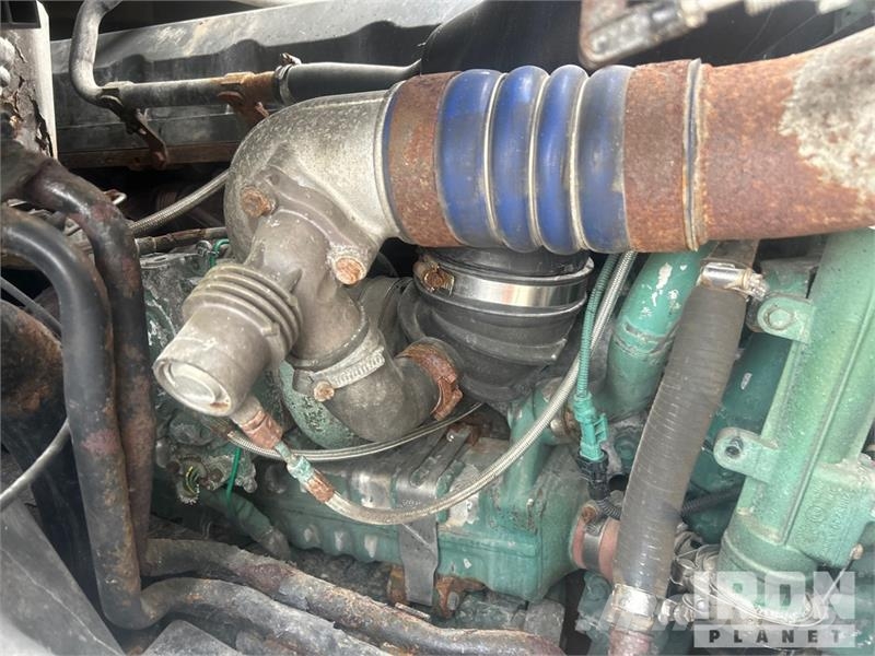 Volvo 6x4 T/A Dump Truck Kiper tovornjaki
