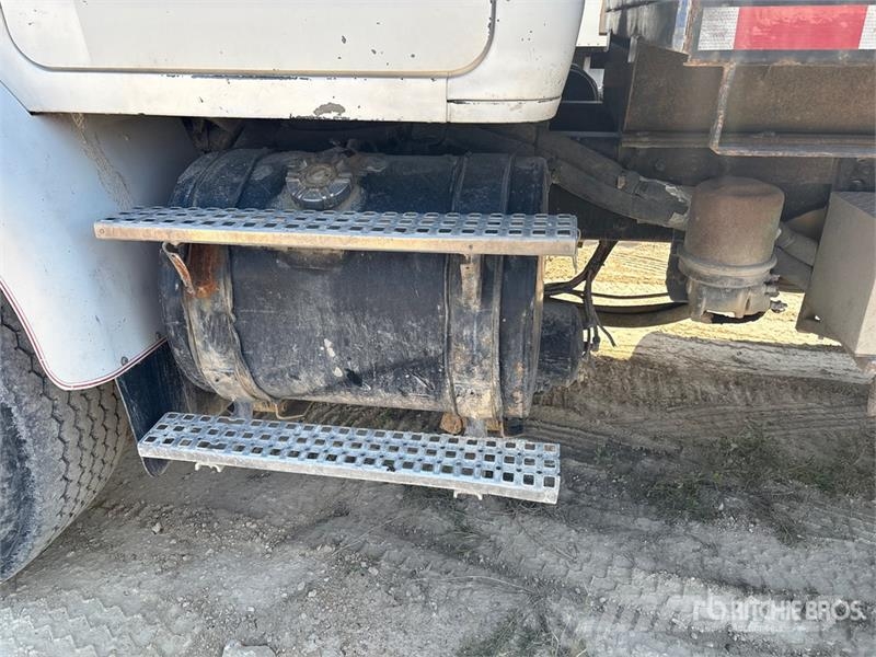 Volvo 6x4 T/A Dump Truck Caminhões basculantes